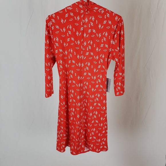 NEW Vanity Room - Printed Dress SIZE M. - Picture 4 of 5